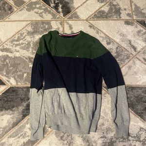 Tommy sweater